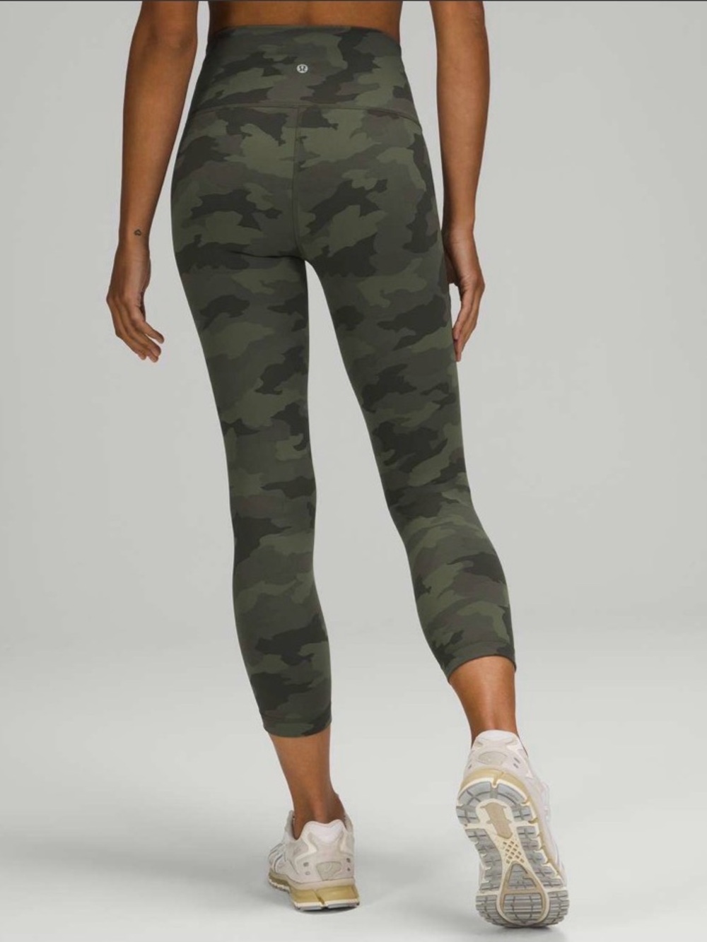 Lululemon Wunder Train High-Rise
Crop 23" Heritage 365 Camo Green Twill Multi